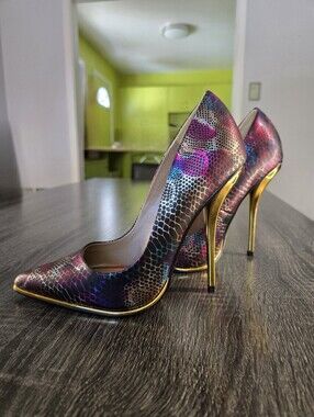 Luichiny Multi-Color Metallic Snake-Print * Shiny Gold Stiletto Heels